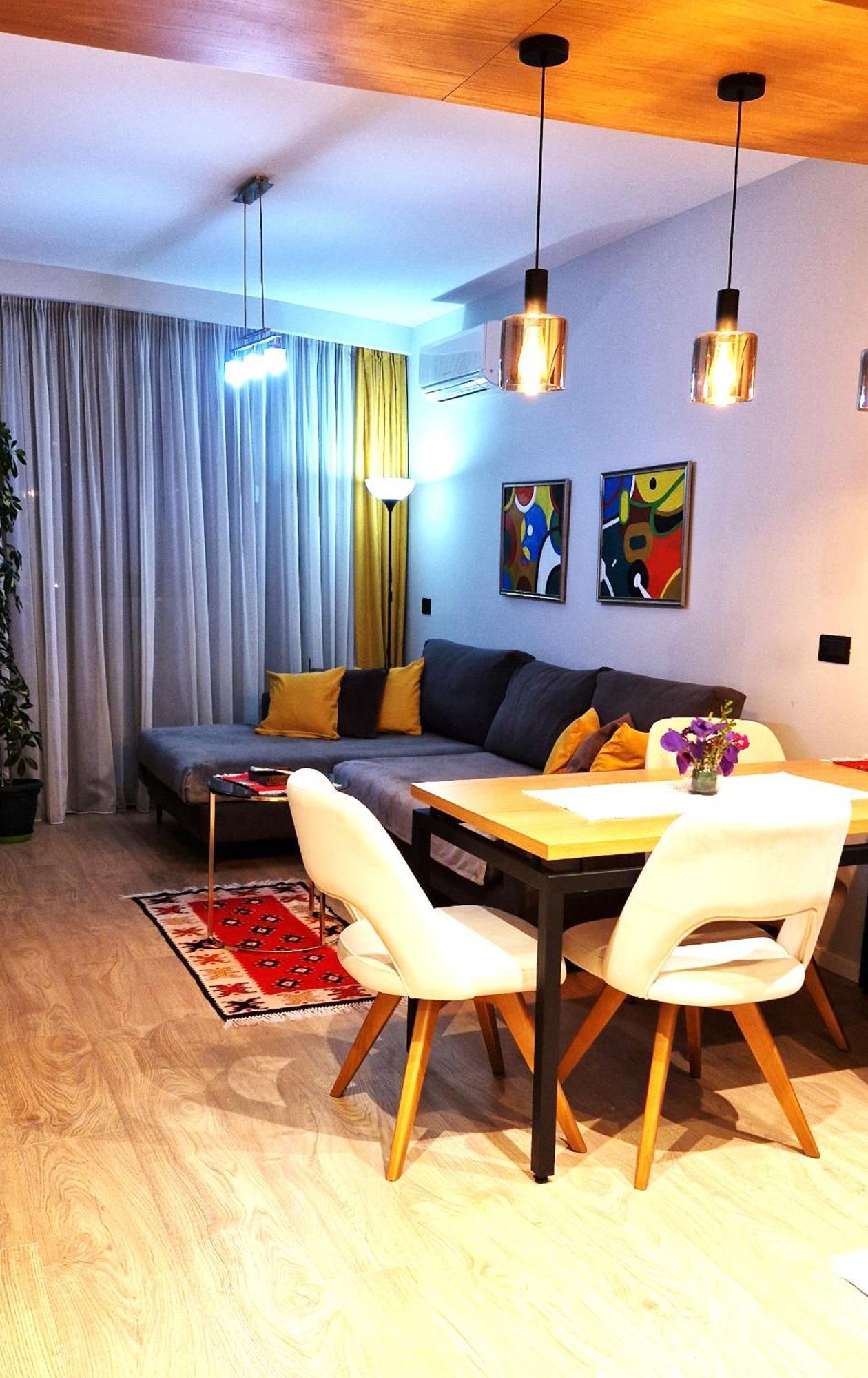 Comfy Apartment *